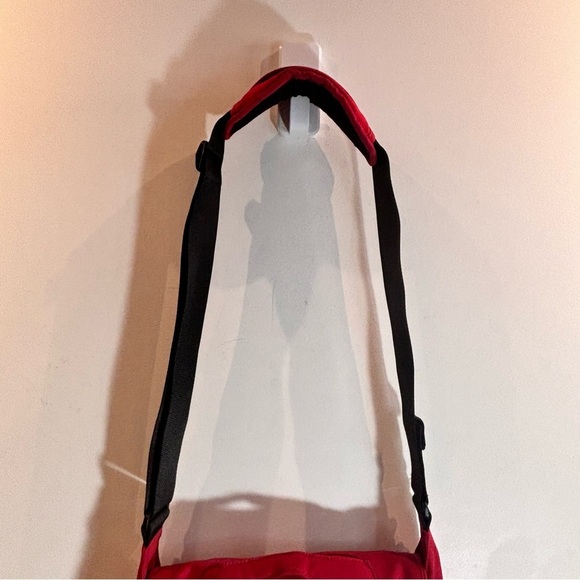 CRUMPLER The Luncheon Laptop and Document Shoulder Bag Messenger Style Crossbody - Picture 12 of 15